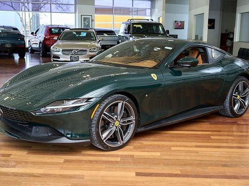 Used 2021 Ferrari Roma image 2