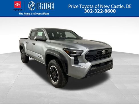 Used 2024 Toyota Tacoma 4x4 Double Cab image 1