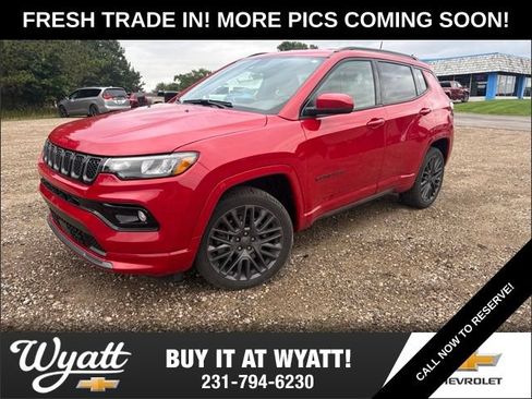 Used 2023 Jeep Compass Limited AWD/4WD image 1