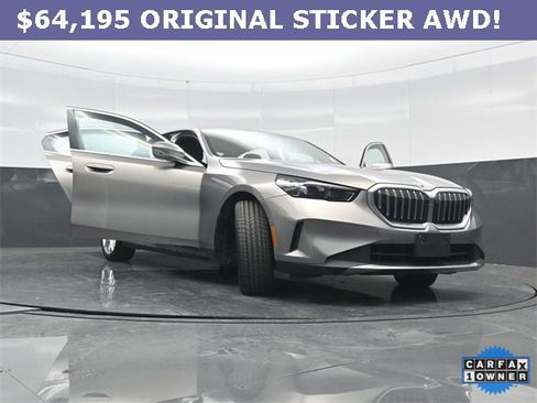 Used 2024 BMW 530i xDrive image 70