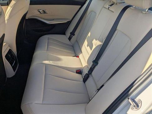 Used 2025 BMW 330i Sedan w/ Convenience Package image 15