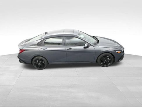 New 2026 Hyundai Elantra SEL Sport Premium FWD image 29