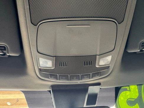 Used 2022 Ford F350 XLT w/ XLT Premium Package image 17