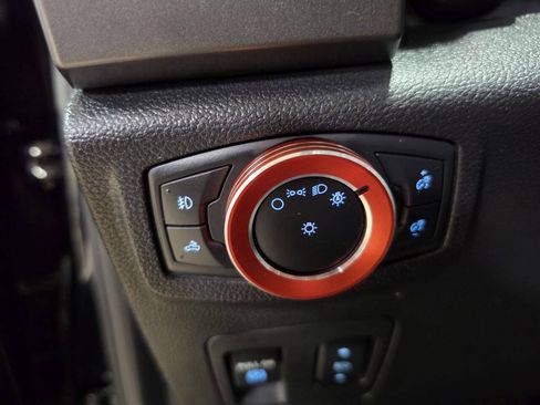 Used 2018 Ford F150 XLT w/ Equipment Group 302A Luxury AWD/4WD image 24