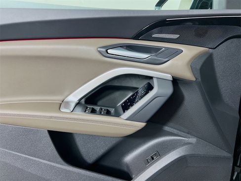 New 2025 Audi Q5 Premium Plus image 20