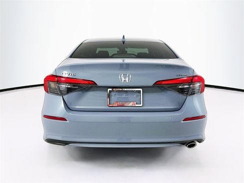 Used 2024 Honda Civic Sport image 6