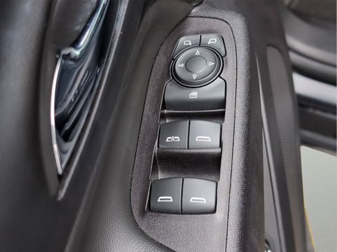 Used 2022 Chevrolet Equinox LT FWD image 15