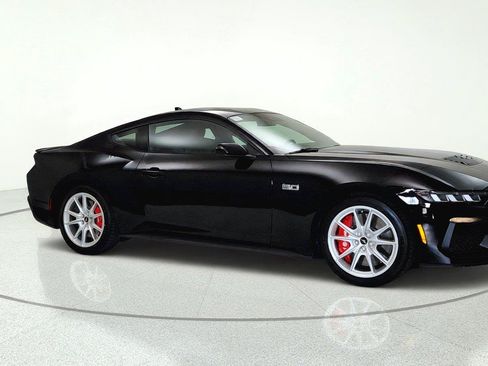 Used 2024 Ford Mustang GT Premium RWD image 8