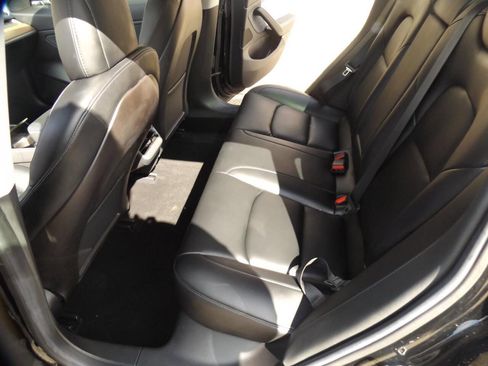 Used 2019 Tesla Model 3 Standard Range Plus RWD image 15