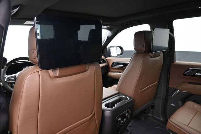New 2026 Chevrolet Tahoe High Country AWD/4WD image 23