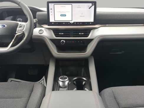 New 2026 Ford Explorer Active image 43