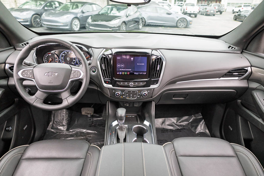 Used 2023 Chevrolet Traverse Premier w/ Redline Edition AWD/4WD image 38