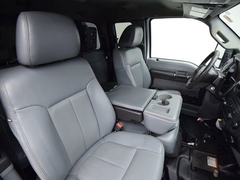 Used 2016 Ford F450 XL w/ Power Equipment Group image 15