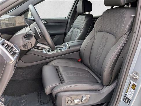 Certified 2025 BMW X6 xDrive40i w/ Climate Comfort Package image 19