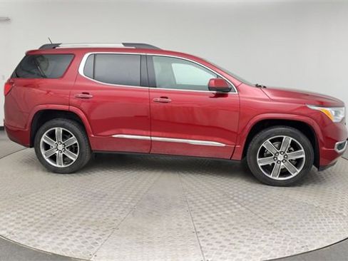 Used 2019 GMC Acadia Denali w/ Technology Package image 9