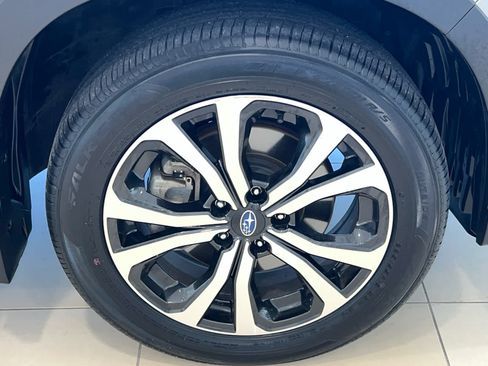 Used 2023 Subaru Forester Limited w/ Popular Package #2 AWD/4WD image 14