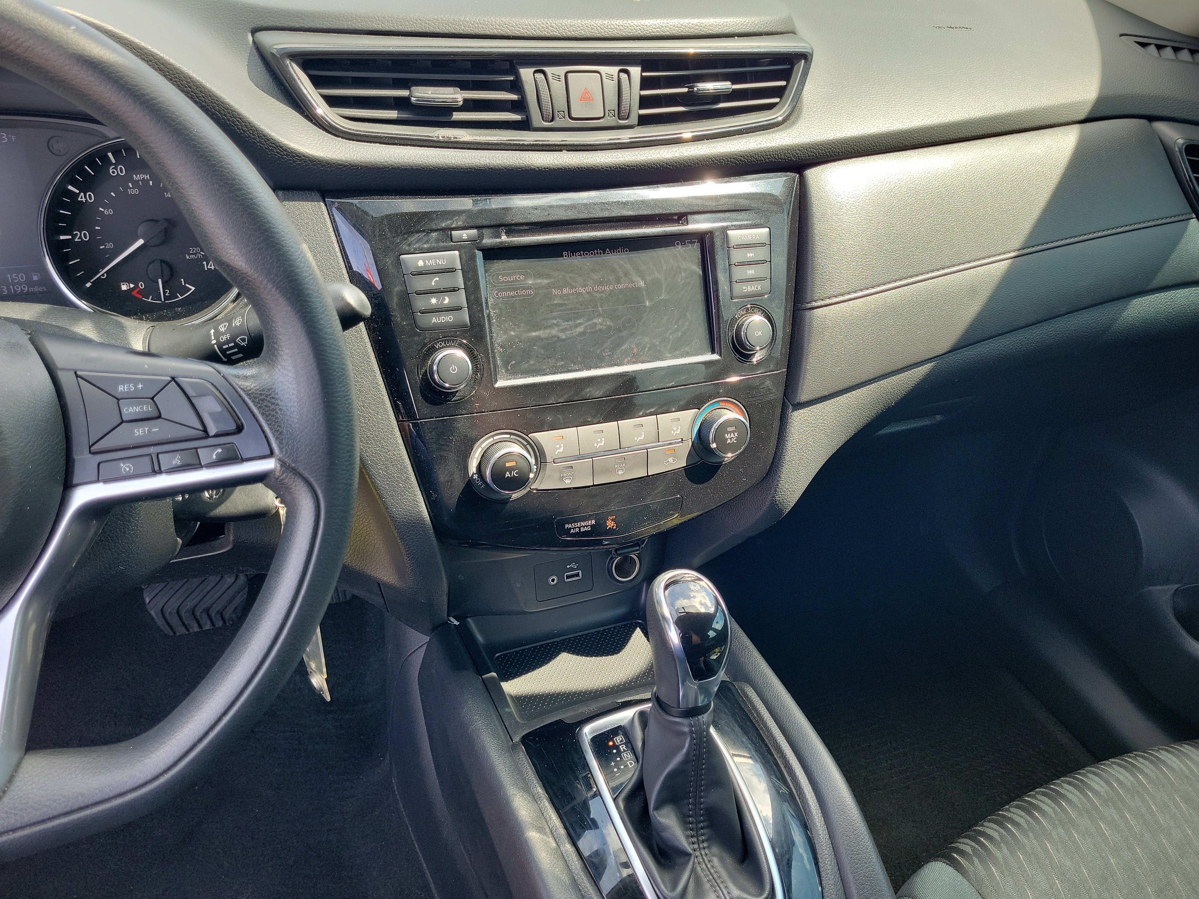 Certified 2018 Nissan Rogue S FWD image 19