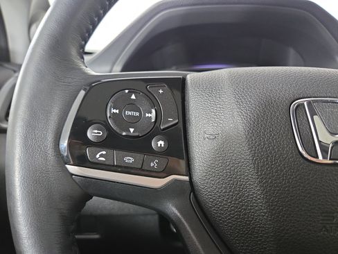 Used 2019 Honda Pilot Elite image 16