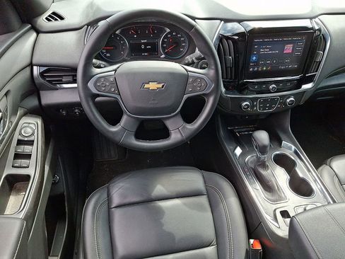 Certified 2023 Chevrolet Traverse LT image 13