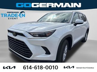 Used 2025 Toyota Grand Highlander AWD video 1