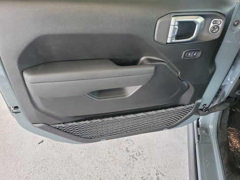 New 2026 Jeep Gladiator Willys AWD/4WD image 14