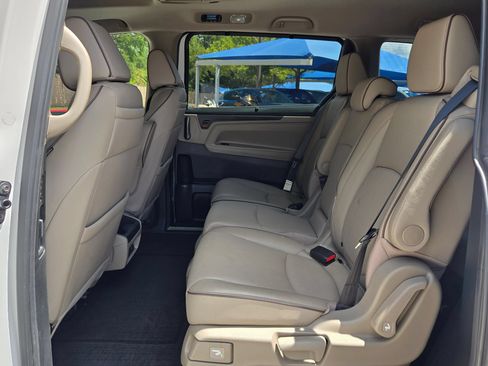 Certified 2024 Honda Odyssey Elite image 14