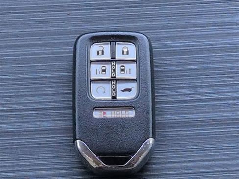 Used 2022 Honda Odyssey Elite image 38