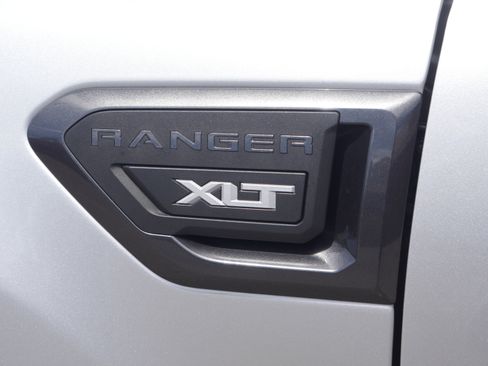 Used 2019 Ford Ranger XLT w/ Equipment Group 302A Luxury AWD/4WD image 15