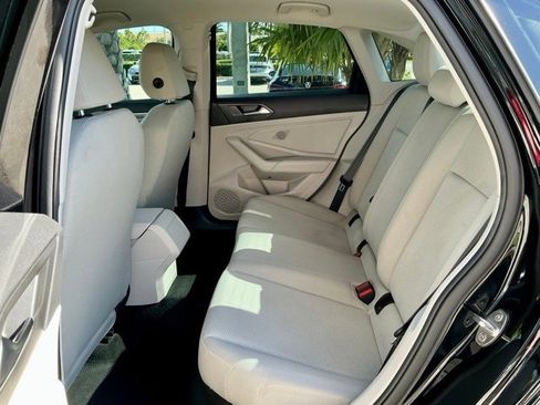 Used 2019 Volkswagen Jetta S image 9