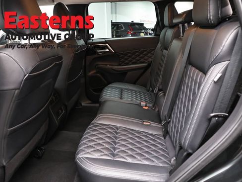 Used 2022 Mitsubishi Outlander SEL AWD/4WD image 23