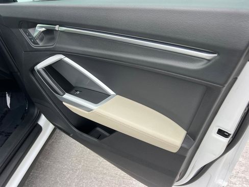 Used 2020 Audi Q3 2.0T Premium w/ Convenience Package image 14