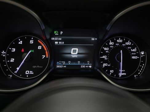 Used 2020 Alfa Romeo Stelvio Ti Sport w/ Quick Order Package 22S Sport image 41