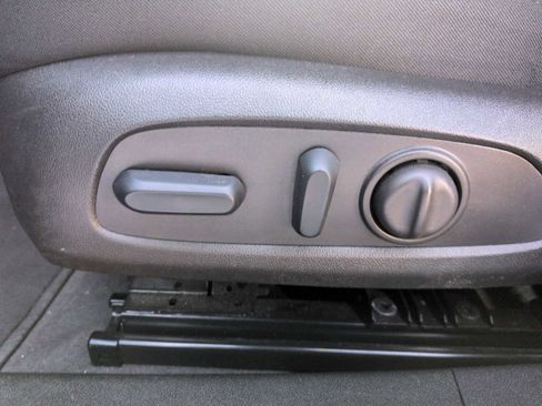 Used 2024 Chevrolet Malibu LT FWD image 17