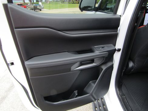 New 2025 Ford Ranger Raptor image 13