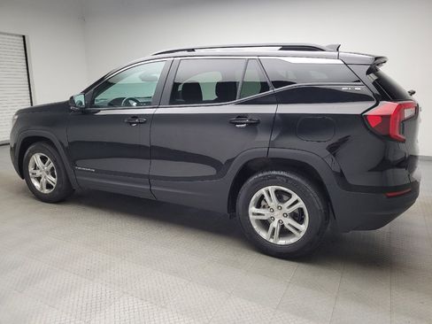 Used 2023 GMC Terrain SLE w/ Driver Convenience Package FWD image 3