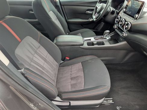 Certified 2023 Nissan Sentra SR FWD image 28