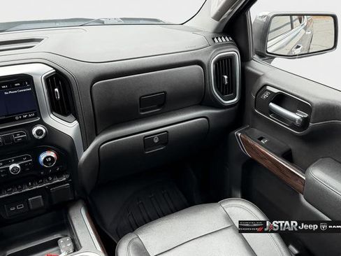 Used 2022 GMC Sierra 1500 SLT w/ SLT Premium Package AWD/4WD image 17