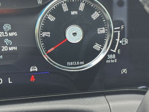 Used 2024 Ford Mustang Premium image 39