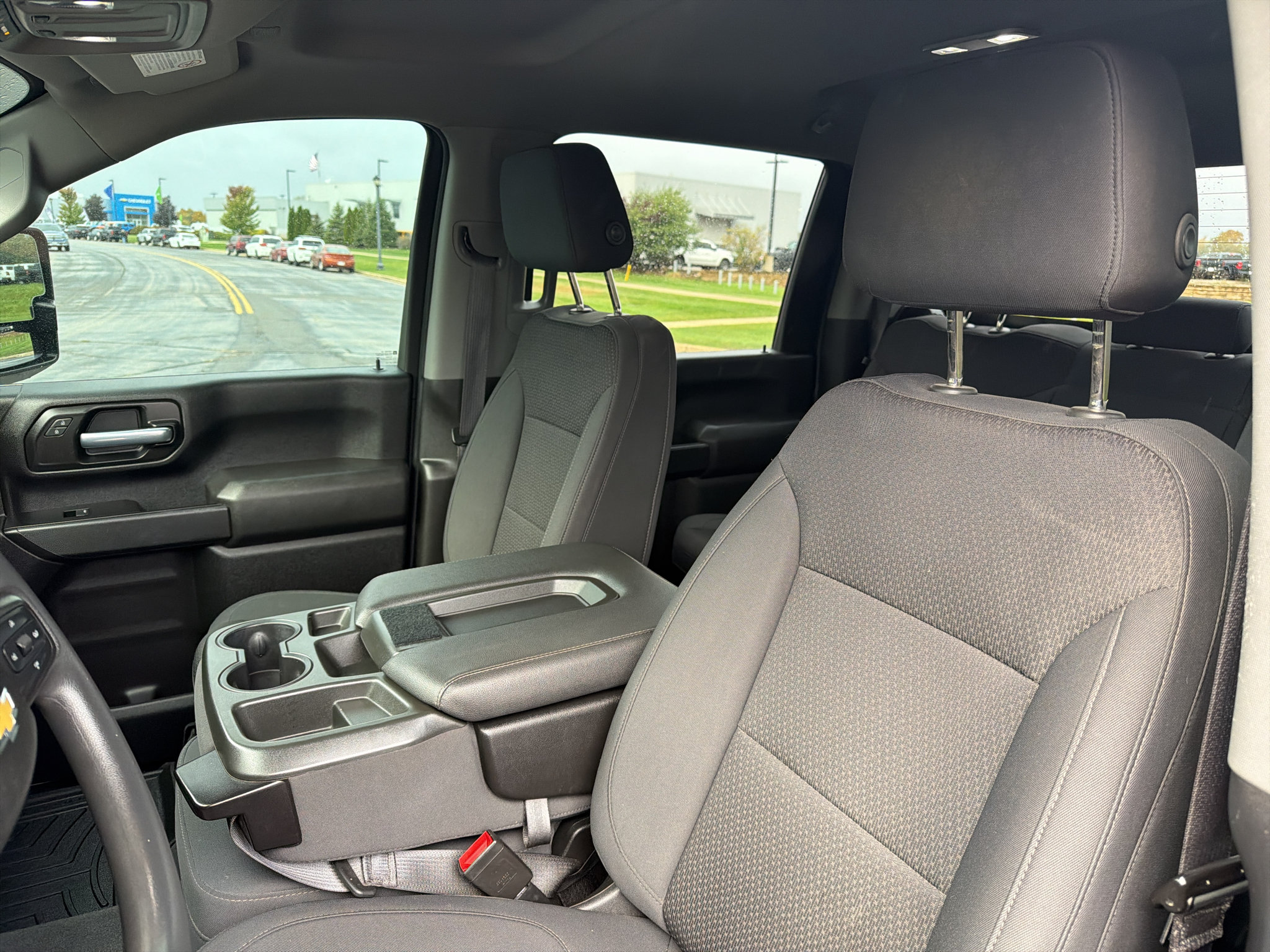 Used 2021 Chevrolet Silverado 2500 Custom w/ Custom Value Package AWD/4WD image 16