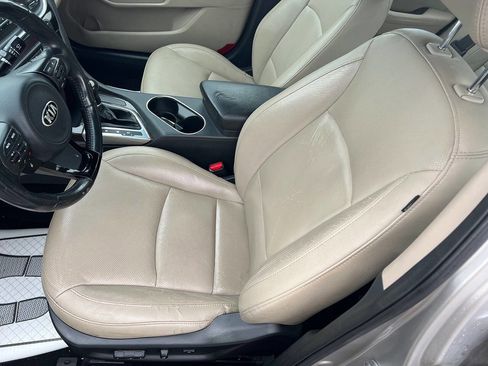 Used 2014 Kia Optima EX image 16