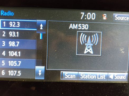 Used 2016 Toyota Tundra SR w/ Tow Package image 25