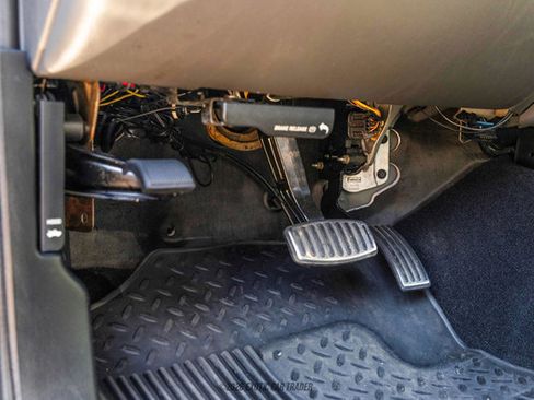 Used 2005 Ford F350 Harley-Davidson image 36