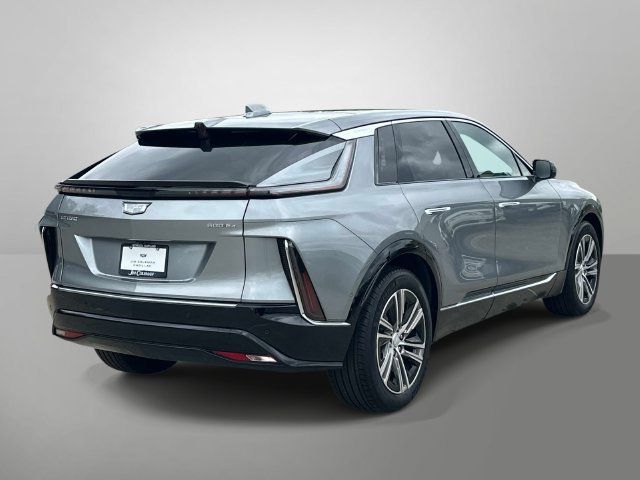Certified 2025 Cadillac Lyriq Luxury AWD/4WD image 26