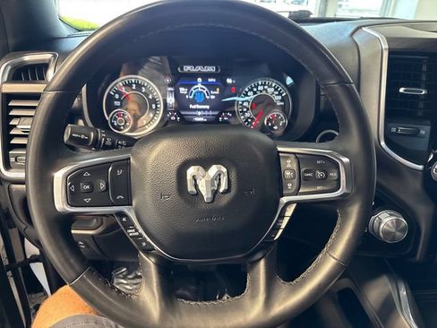 Used 2025 RAM 1500 Laramie AWD/4WD image 8