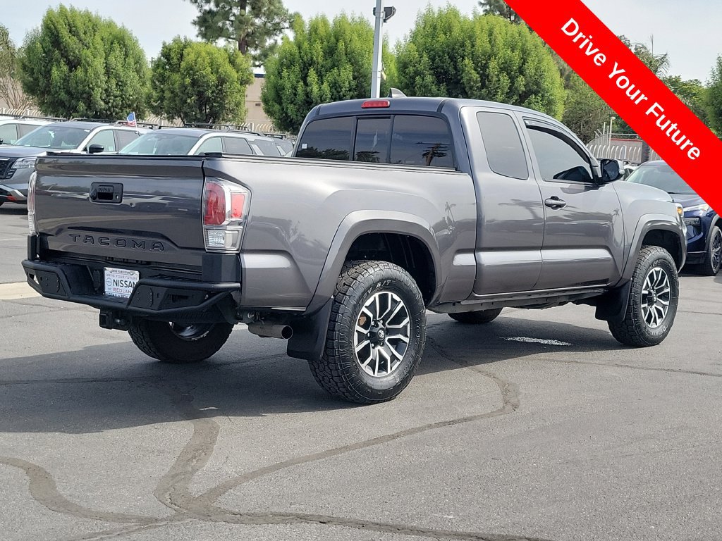 Used 2022 Toyota Tacoma TRD Sport w/ TRD Premium Sport Package RWD image 32