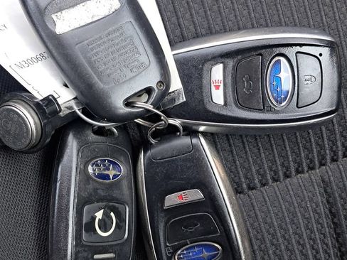 Used 2021 Subaru Legacy Premium AWD/4WD image 27