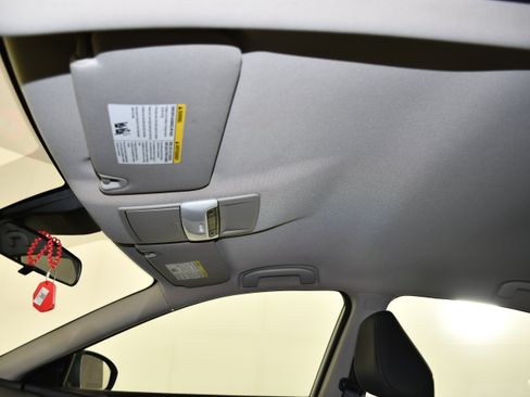 Used 2024 Nissan Altima 2.5 SV FWD image 39