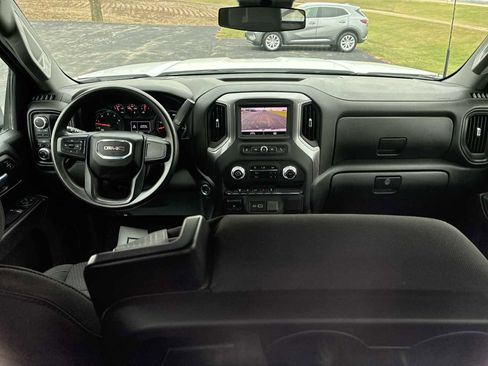 Used 2024 GMC Sierra 2500 Pro w/ Convenience Package image 19
