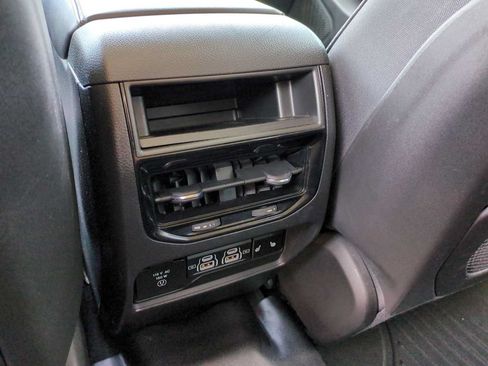 Used 2023 Jeep Grand Cherokee Limited RWD image 22