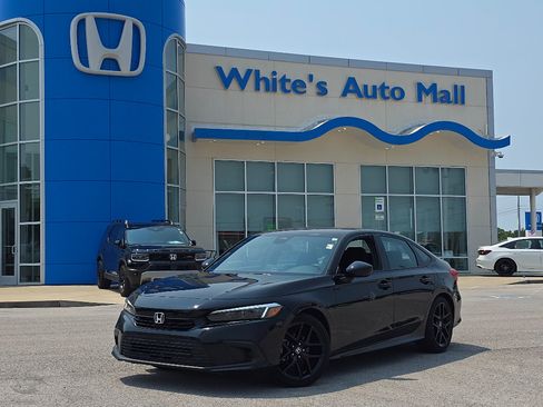 Used 2024 Honda Civic Sport image 2